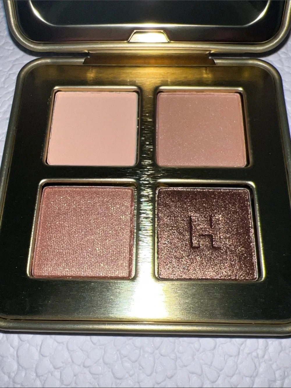 Hourglass Curator Eyeshadow Palette — Realist